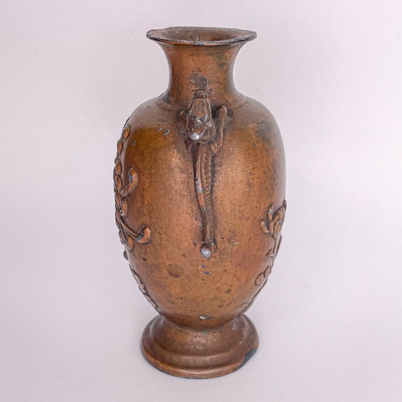 Antique Japanese Bronze Meiji Era Floral Vase/Urn with Dragon Handles Bud Vase - Picture 11 of 13